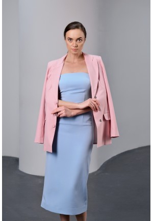 Класичний жакет у ніжно-рожевому кольорі