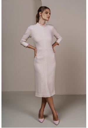 Трикотажна тепла сукня довжини міді