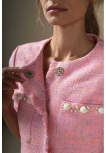 Рожевий жакет із твіду з оздобленням із перлів