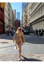 Класичний бежевий жакет