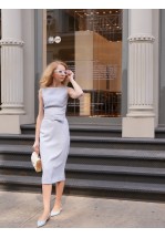 Блакитна сукня міді з поясом