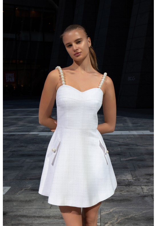 Білий твідовий сарафан із перловими бретелями