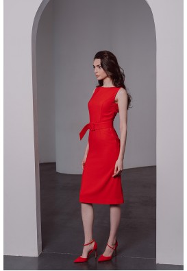 Елегантна червона сукня-футляр