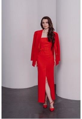 Довга червона сукня