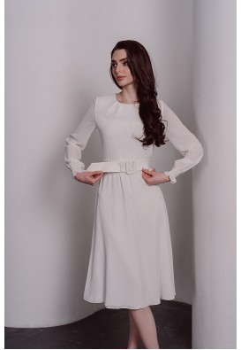 Коктейльна сукня міді молочного кольору