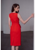 Елегантна червона сукня-футляр