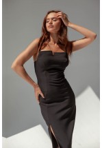 Чорний облягаючий сарафан на бретелях