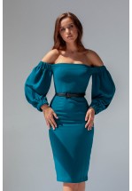 Коктейльна сукня з відкритими плечима 