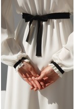 Молочна шифонова жіноча сукня