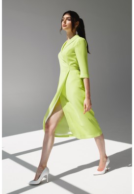 Яскраво-жовта сукня міді на запах