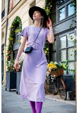 Легка сукня міді в лавандовому кольорі