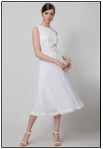 Легкое молочное платье миди 