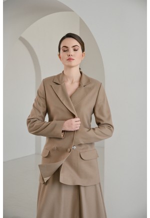 Жіночий діловий жакет