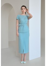 Подовжена міді спідниця з розрізом спереду