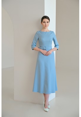 Жіночна блакитна сукня міді