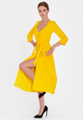 Жовта сукня міді на запах