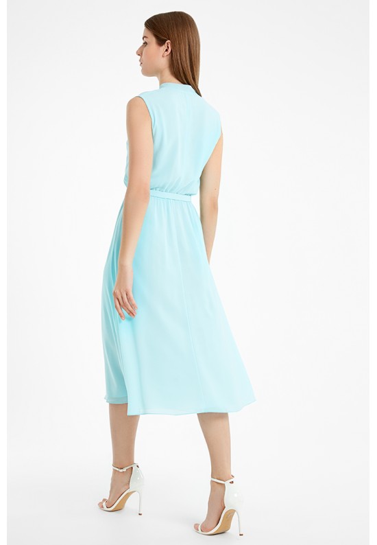 Летнее мятное платье миди