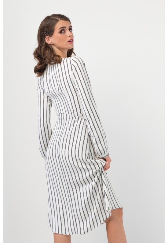 Стильна сукня міді у смужку
