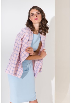 Рожевий жакет в клітинку