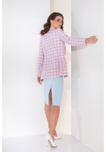 Рожевий жакет в клітинку