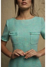 Ніжна мʼятна сукня із твіду