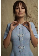 Блакитна сукня міні з перлинними бантиками