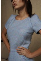 Ніжна блакитна сукня оздоблена бахромою