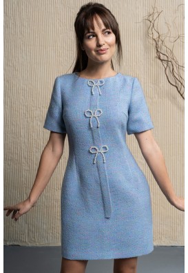 Блакитна сукня міні з перлинними бантиками