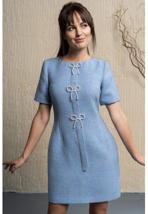 Блакитна сукня міні з перлинними бантиками