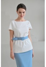 Класичний подовжений топ білого кольору