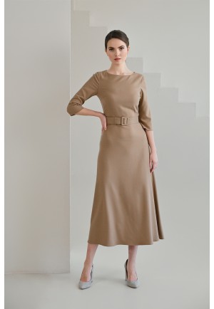 Стильна сукня міді