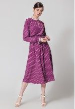 Баклажанное платье миди в горошек