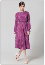 Баклажанное платье миди в горошек