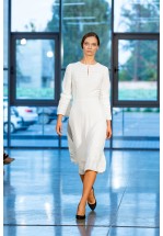 Біла шифонова сукня міді