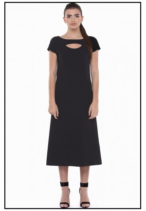 Черное платье А-силуэта