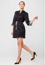 Чорне плаття із фактурного шовку