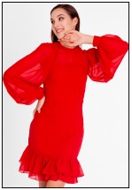 Ефектна червона сукня зі збіркою