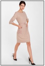 Тепла кашемірова сукня в бежевому кольорі