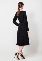 Елегантна чорна сукня міді