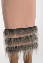 Елегантна сукня міді з хутряним манжетом по подолу