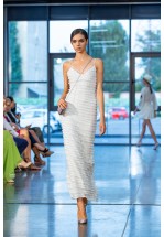 Элегантный сарафан на тонких бретелях