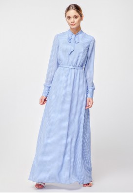 Голубое платье макси с рукавами