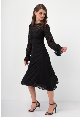 Коктейльна чорна сукня