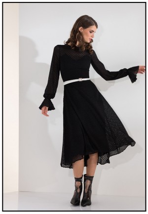 Коктейльна чорна сукня