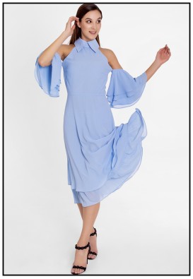 Коктейльна блакитна сукня міді
