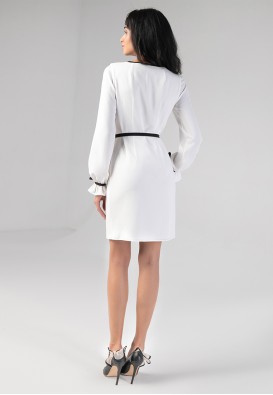 Коктейльна сукня в молочному кольорі