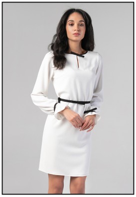 Коктейльна сукня в молочному кольорі