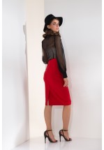 Красная облегающая юбка