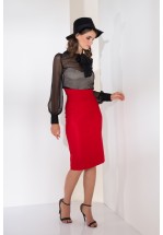 Красная облегающая юбка