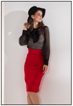 Красная облегающая юбка